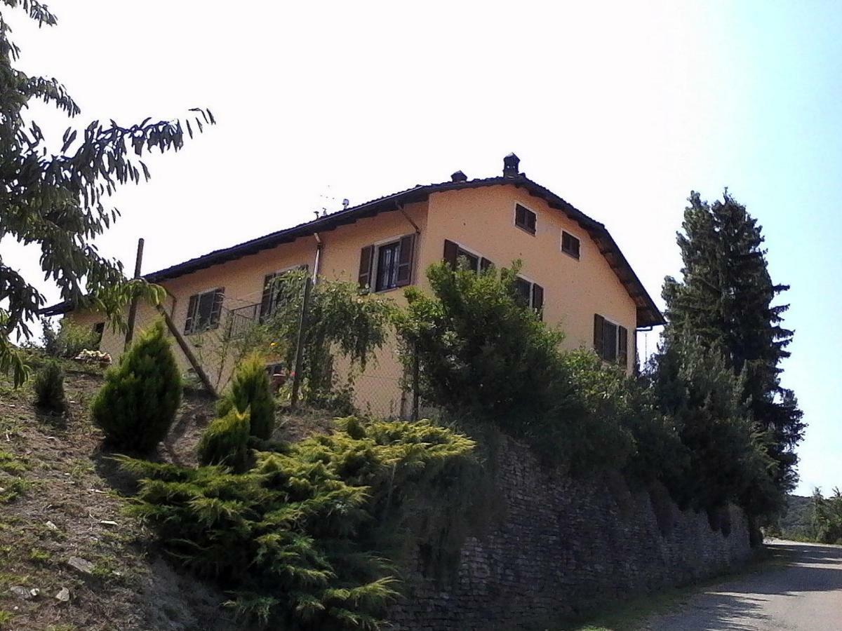 Gasthaus La Casa Dei Masue' Alba  Exterior foto